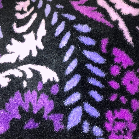 Vera Bradley Accessories Vera Bradley Purple Paisley Amethyst Throw